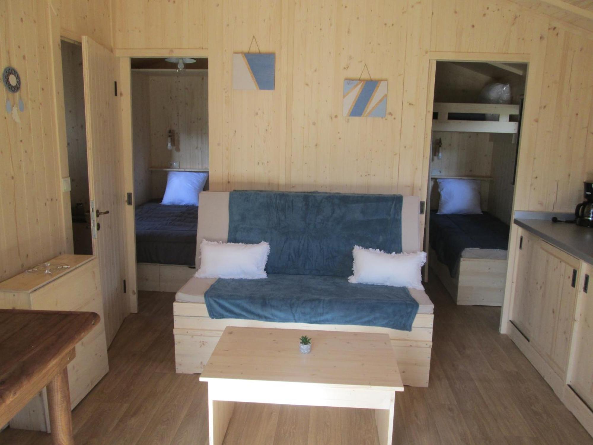 Camping La Borie Basse Condat  外观 照片